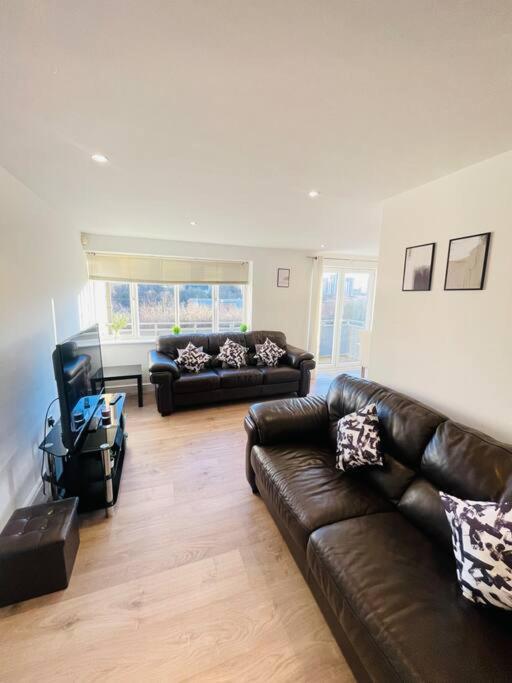 Stunning Flat By Quayside With Balcony!! Lägenhet Newcastle-upon-Tyne Exteriör bild