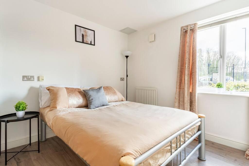 Stunning Flat By Quayside With Balcony!! Lägenhet Newcastle-upon-Tyne Exteriör bild