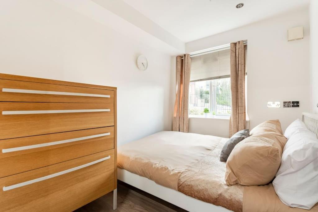 Stunning Flat By Quayside With Balcony!! Lägenhet Newcastle-upon-Tyne Exteriör bild